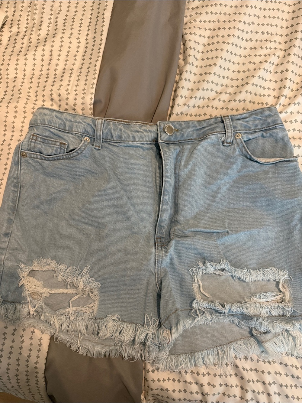 PrettyLittleThing Light Blue Ripped Denim Shorts